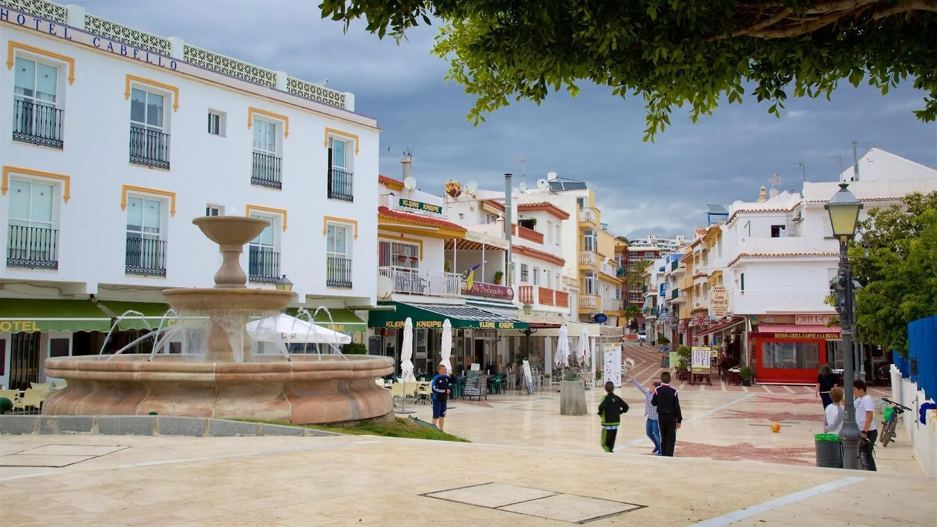 Apartment Estudio Con Piscina En Playa Carihuela Torremolinos Spain